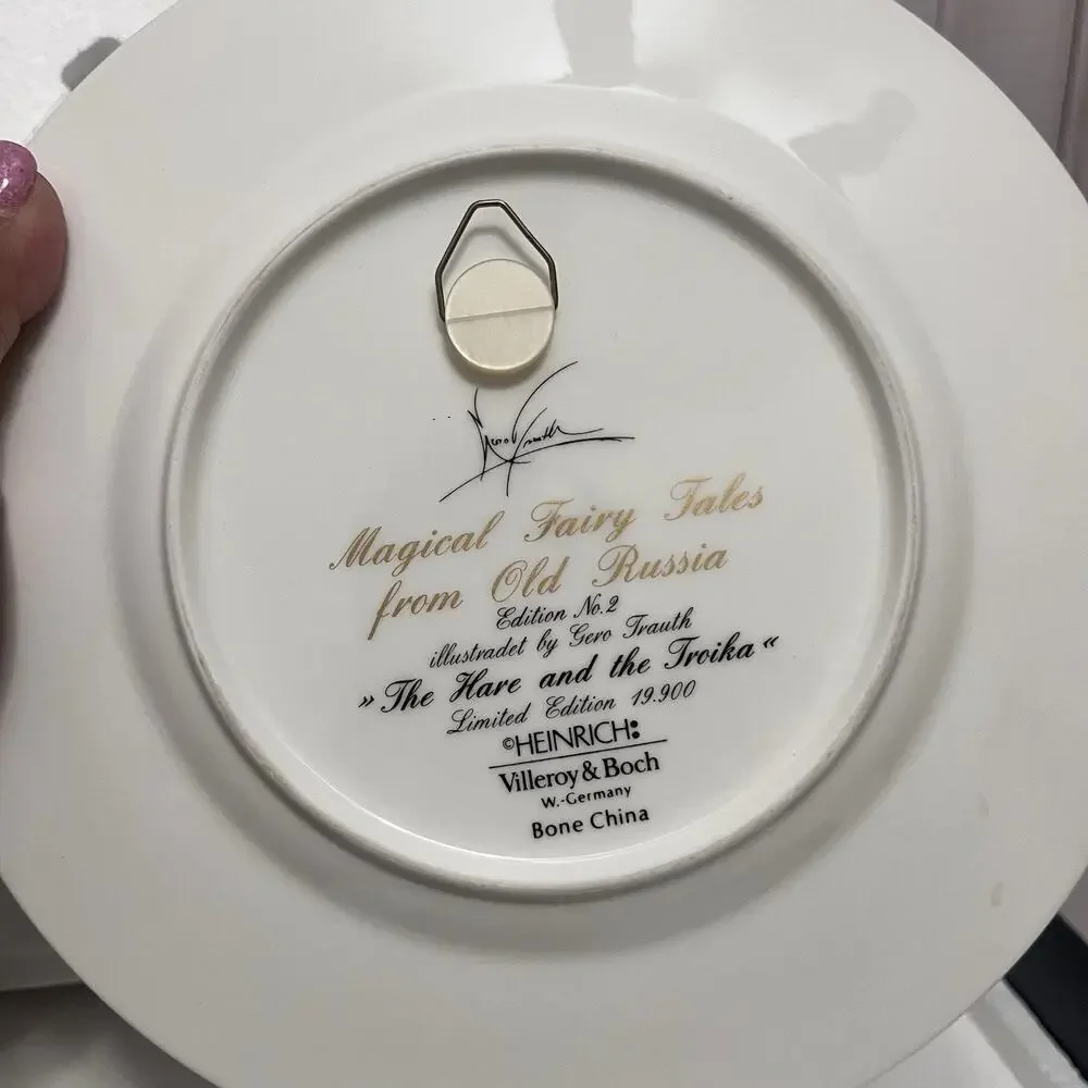 Heinrich Villeroy & Boch Russian Fairy Tale Plate The Hare & The Troika w/box